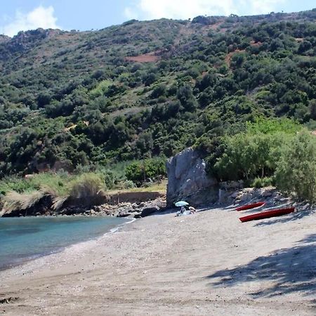 House Just On The Beach -Included 2 Canoe, 2 Bicycles Ravdhoúkha Exterior foto
