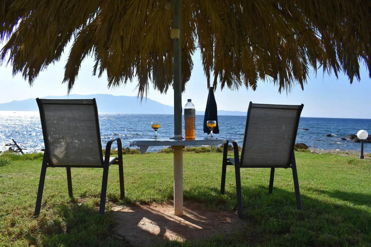 House Just On The Beach -Included 2 Canoe, 2 Bicycles Ravdhoúkha Exterior foto