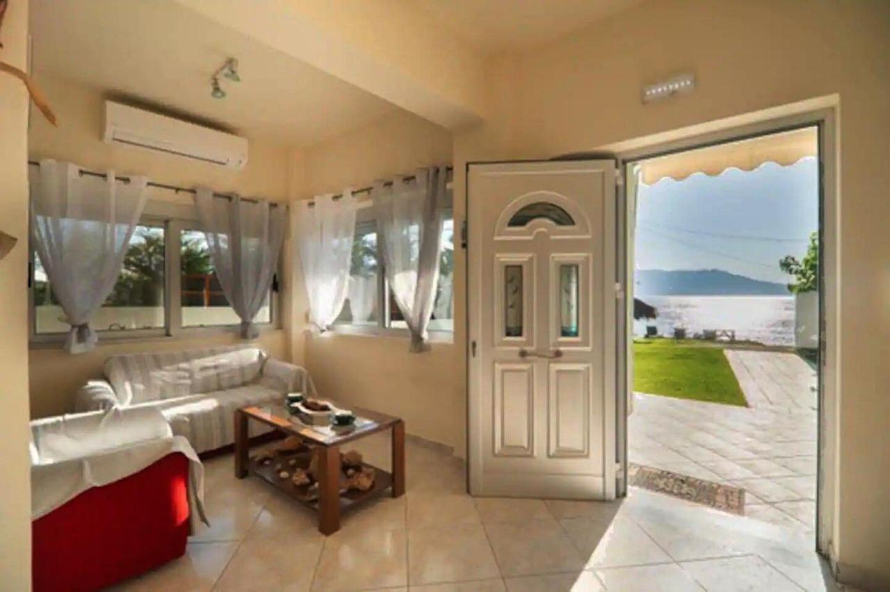 House Just On The Beach -Included 2 Canoe, 2 Bicycles Ravdhoúkha Exterior foto