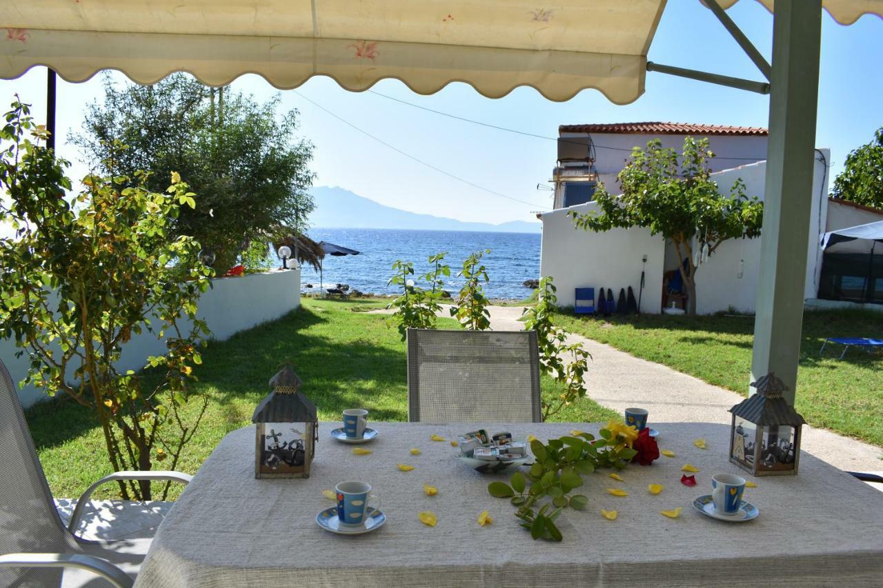 House Just On The Beach -Included 2 Canoe, 2 Bicycles Ravdhoúkha Exterior foto